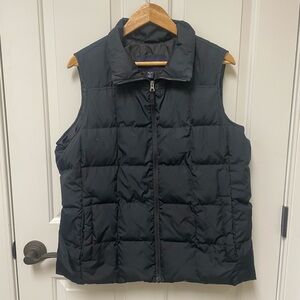 Lands' End women’s Black Quilted Down-Style Vest